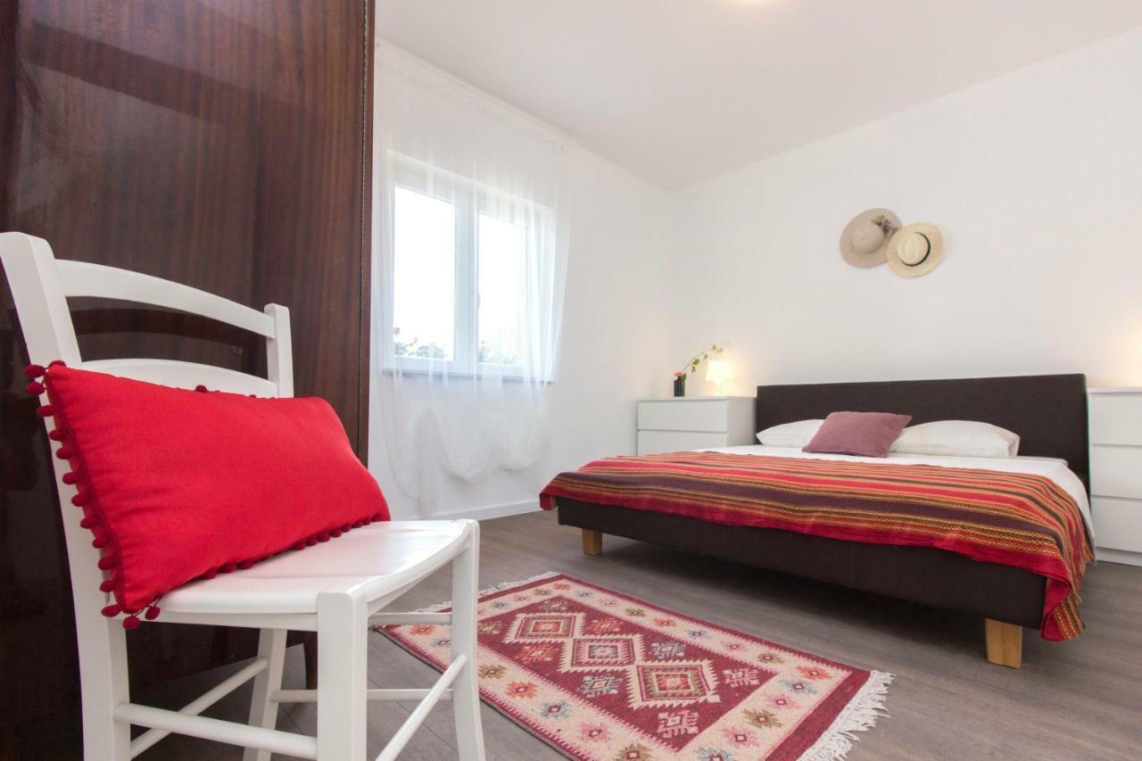 Apartmani Olivette Σίμπενικ Εξωτερικό φωτογραφία