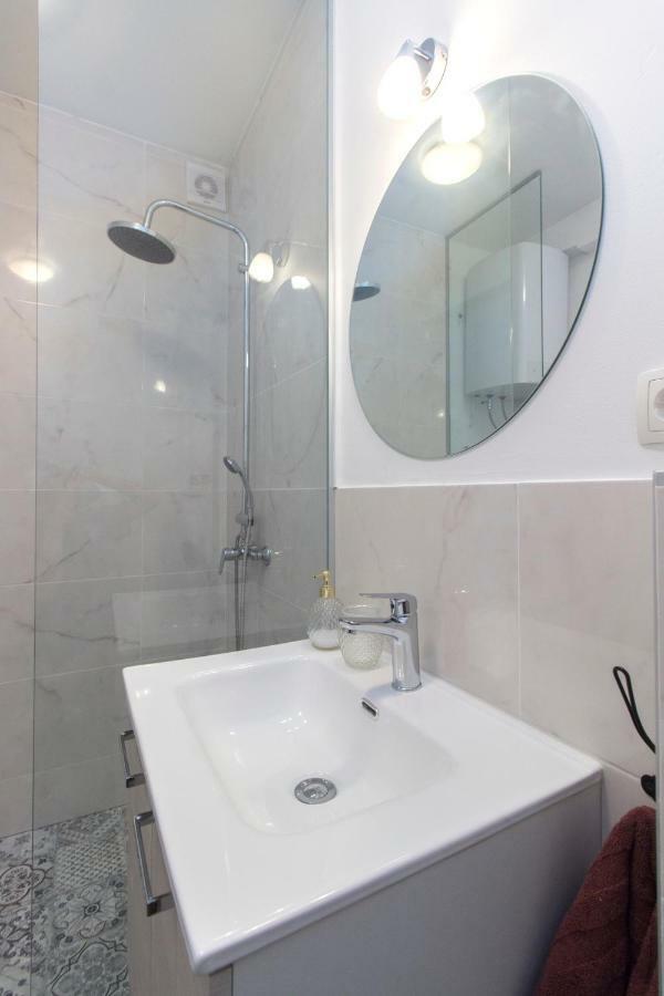 Apartmani Olivette Σίμπενικ Εξωτερικό φωτογραφία