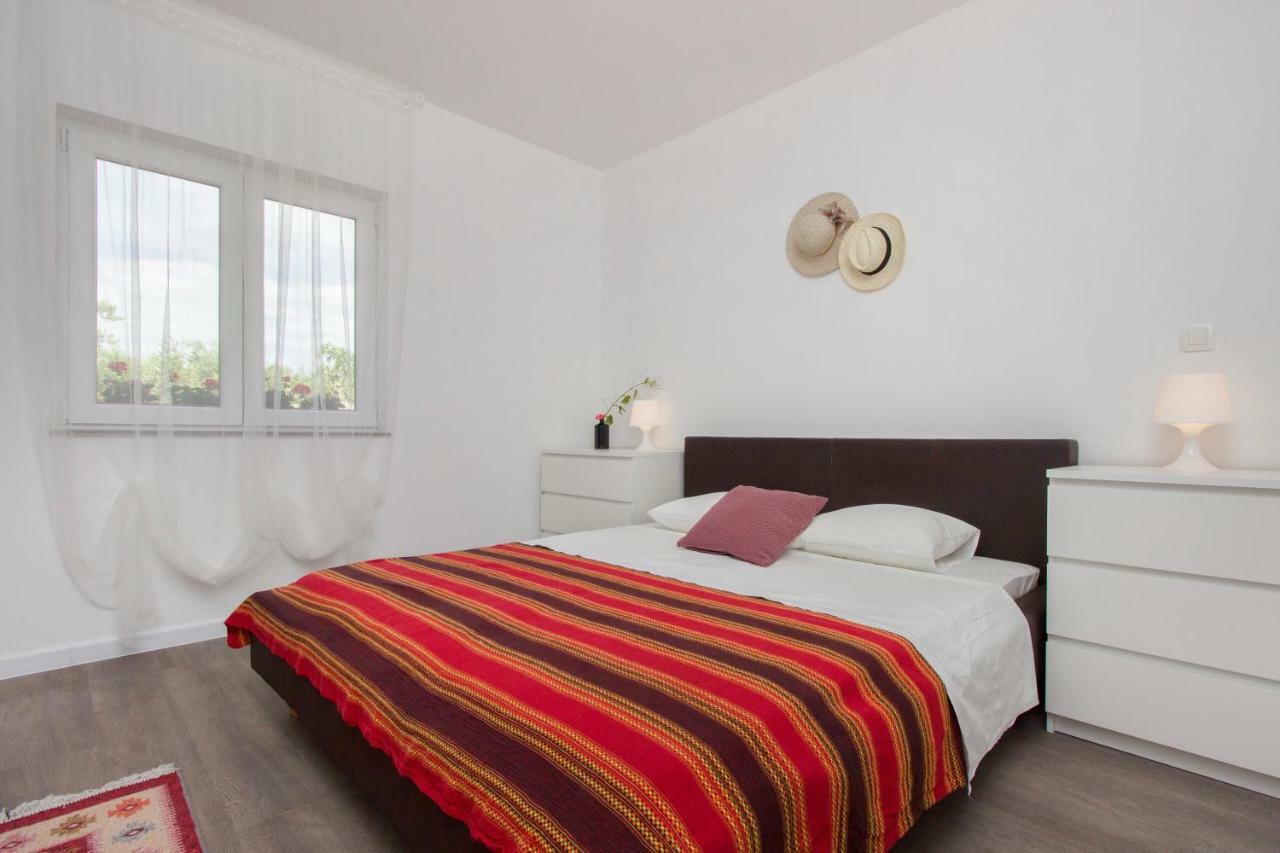 Apartmani Olivette Σίμπενικ Εξωτερικό φωτογραφία