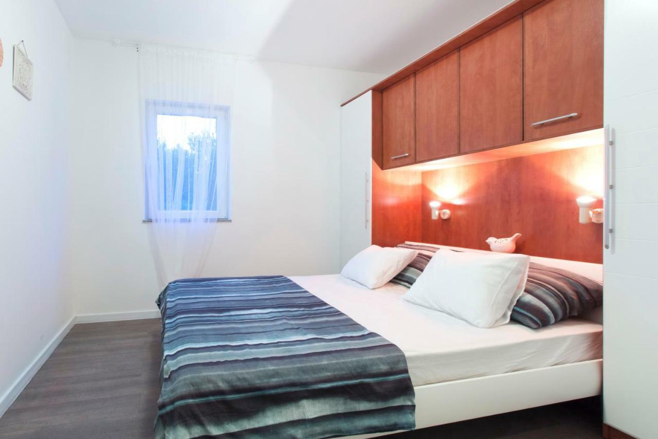 Apartmani Olivette Σίμπενικ Εξωτερικό φωτογραφία