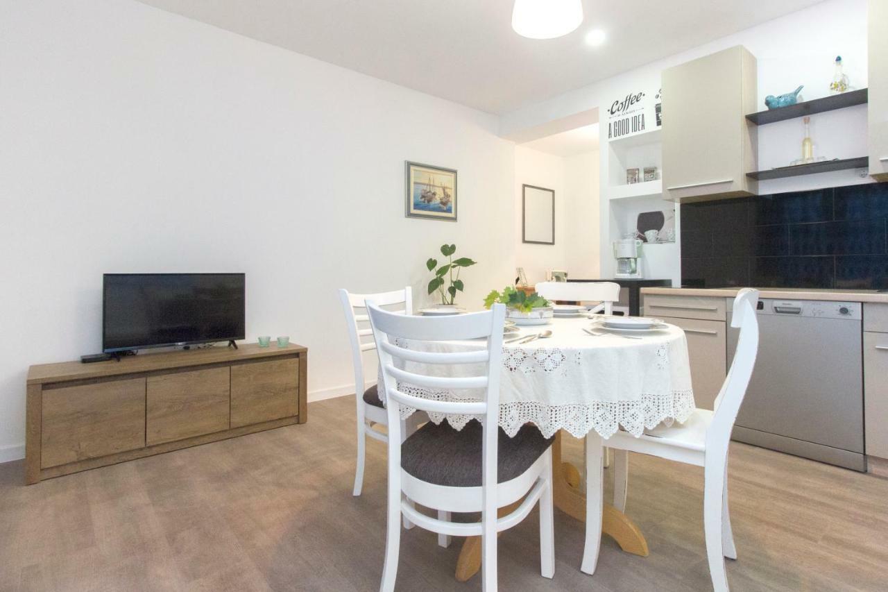 Apartmani Olivette Σίμπενικ Εξωτερικό φωτογραφία